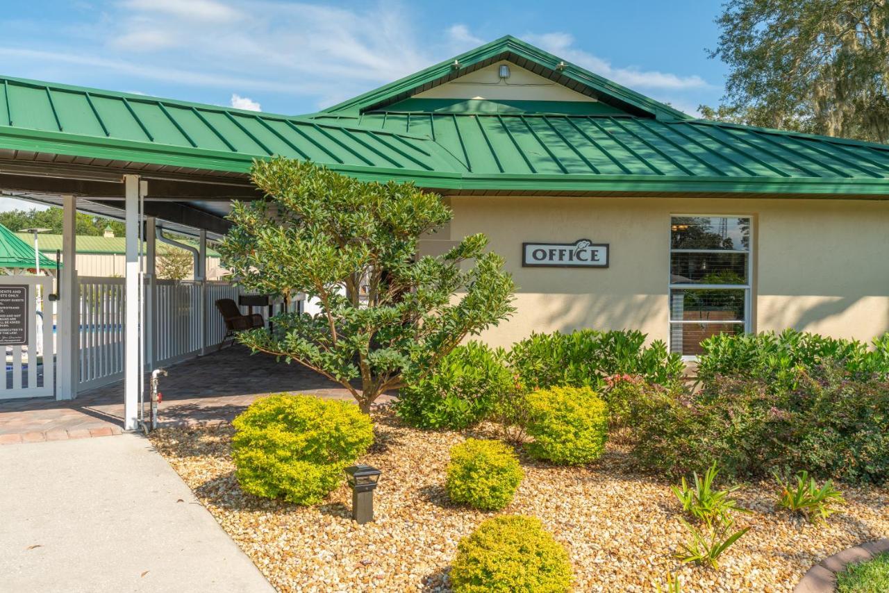 Red Oaks Bushnell Exterior photo